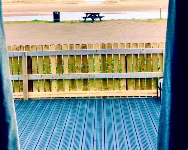 Beachfront Lodge, Lossiemouth Bay Екстериор снимка